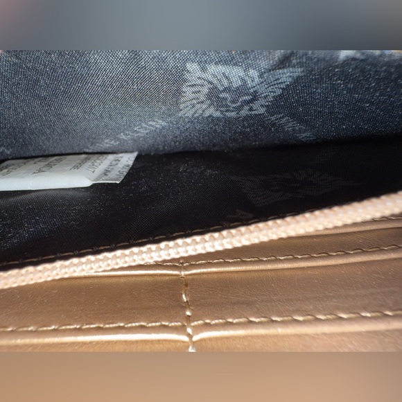 Anne Klein black slim zip around wallet - Picture 5 of 6